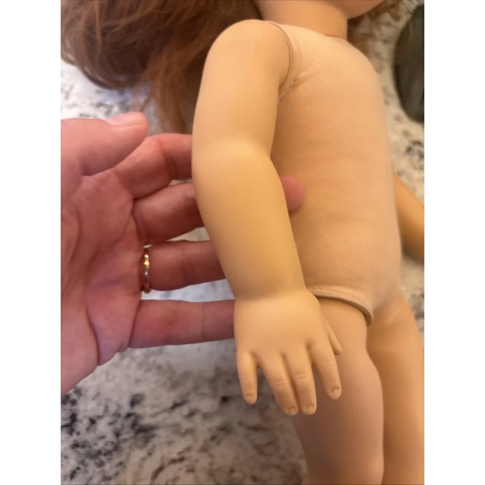 American Girl Doll 2017 Truly Me Number 61? Sleep Eyes Red Hair Green Eyes/Read